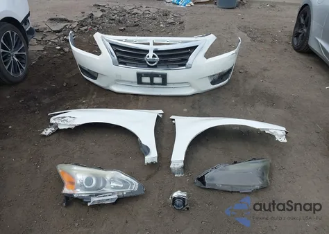 2013 Nissan Altima 2.5 Sv z USA, uszkodzony, nr VIN 1N4AL3AP8DN537187